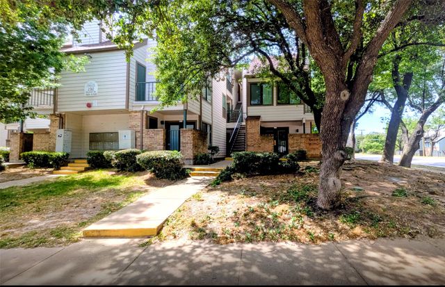 2312 Balsam Drive A303, Arlington, TX 76006