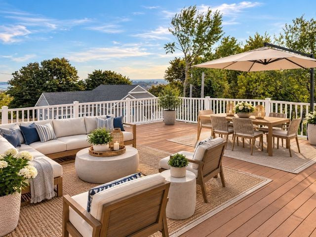 46 Prospect Ave, Hull, MA 02045