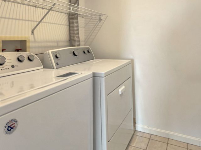 46 Prospect Ave, Hull, MA 02045