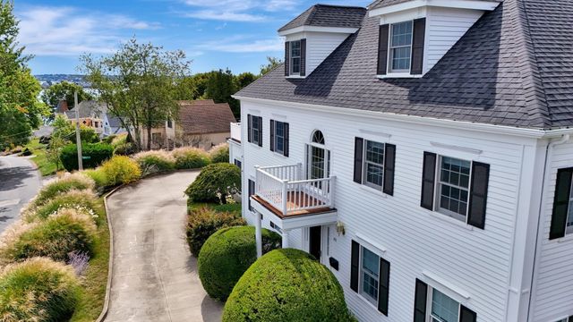 46 Prospect Ave, Hull, MA 02045