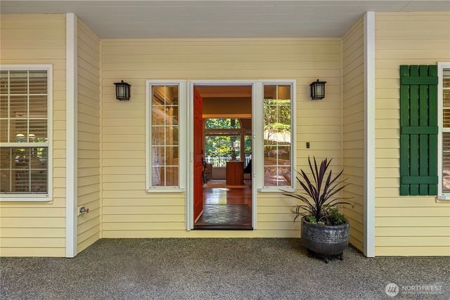 12385 166th Court NE, Redmond, WA 98052
