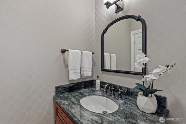 12385 166th Court NE, Redmond, WA 98052