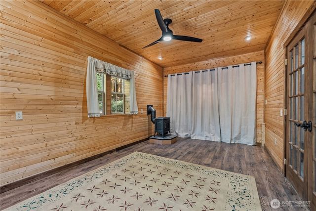 12385 166th Court NE, Redmond, WA 98052