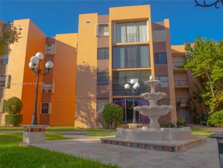 9400 W Flagler St 313, Miami, FL 33174
