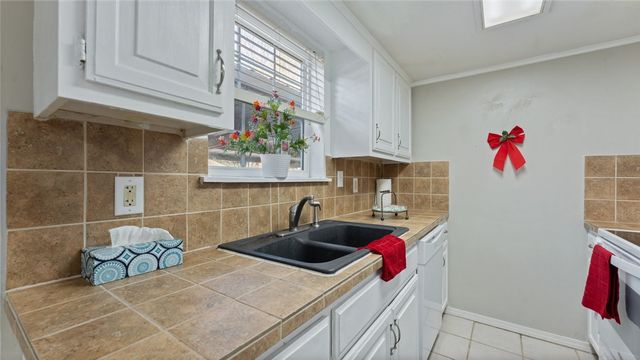 2612 E Kantz Drive, Fayetteville, AR 72703