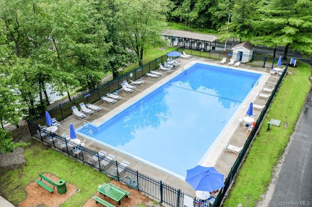 117 White Birch Trail, Bloomingburg, NY 12721