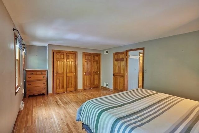 710 Wellman Ave 710, Chelmsford, MA 01863