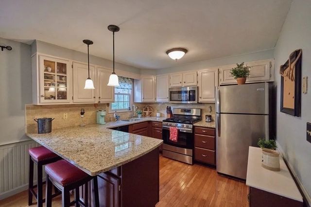 710 Wellman Ave 710, Chelmsford, MA 01863