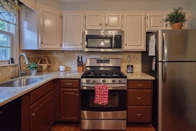 710 Wellman Ave 710, Chelmsford, MA 01863