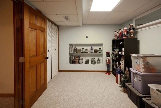 710 Wellman Ave 710, Chelmsford, MA 01863