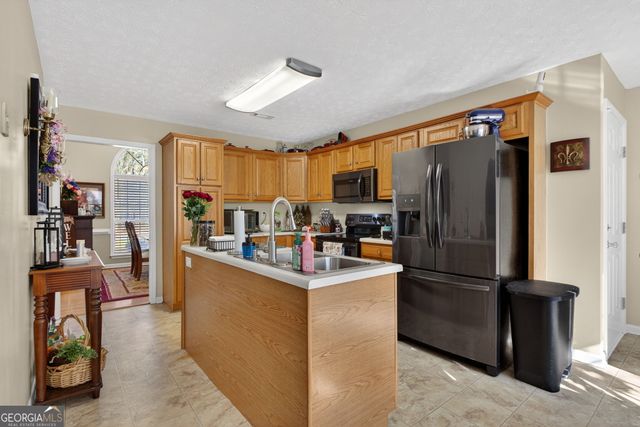 331 Patrick Circle, Jenkinsburg, GA 30234