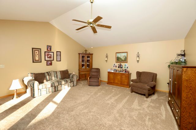 322 Valley Court, Lowell, IN 46356