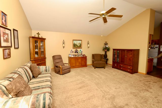 322 Valley Court, Lowell, IN 46356