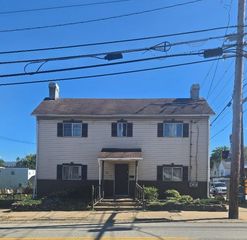 83 S Mount Vernon Avenue, Uniontown, PA 15401