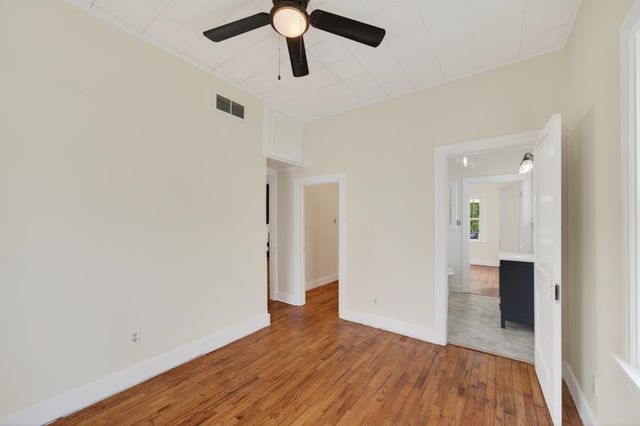 1957 S Market, Wichita, KS 67211