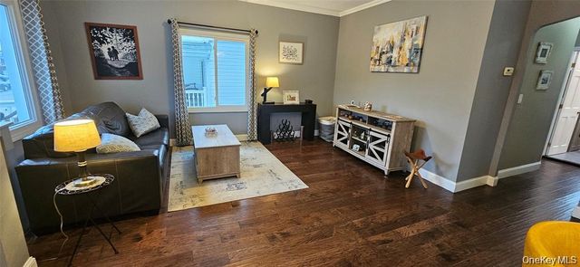 218 W Chester Street, Long Beach, NY 11561