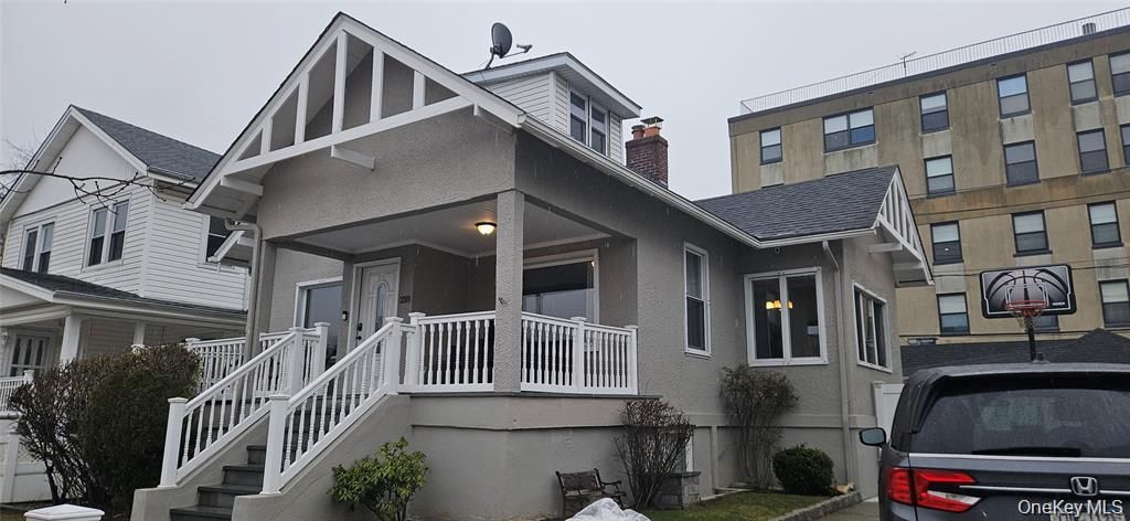 218 W Chester Street, Long Beach, NY 11561