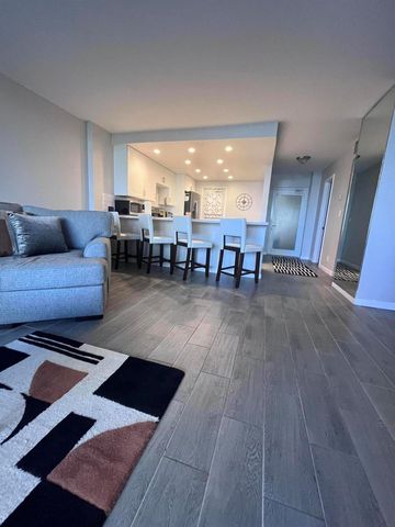 2200 NE 33RD Avenue 3E, Fort Lauderdale, FL 33305