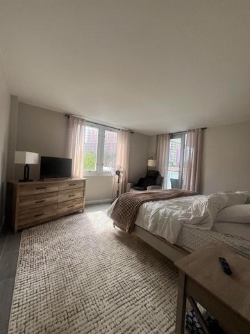 2200 NE 33RD Avenue 3E, Fort Lauderdale, FL 33305