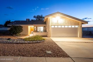 3373 LUNARRIDGE Street, Las Cruces, NM 88012
