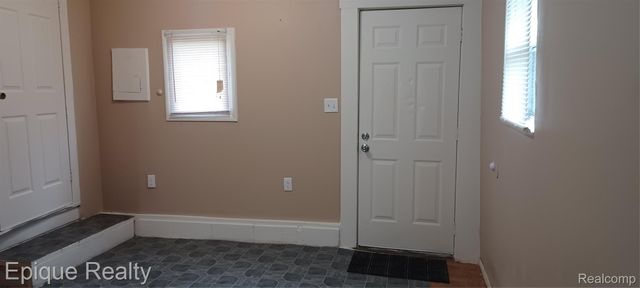 4525 W Water Street, Kimball Township, MI 48074