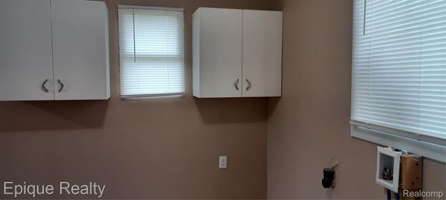 4525 W Water Street, Kimball Township, MI 48074