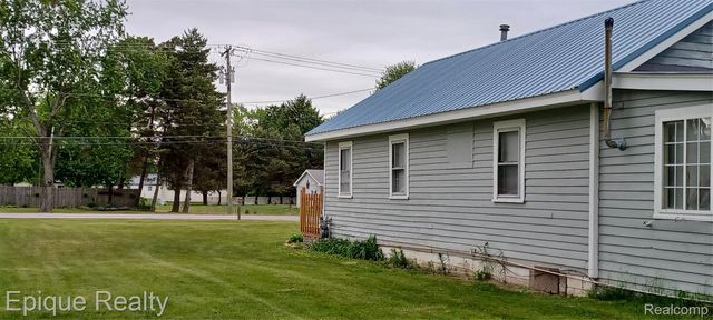 4525 W Water Street, Kimball Township, MI 48074