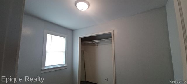 4525 W Water Street, Kimball Township, MI 48074