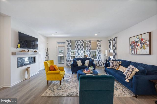 1534 HUDSON VIEW RD, Essex, MD 21221