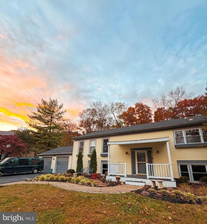 12409 KEENELAND, North Potomac, MD 20878