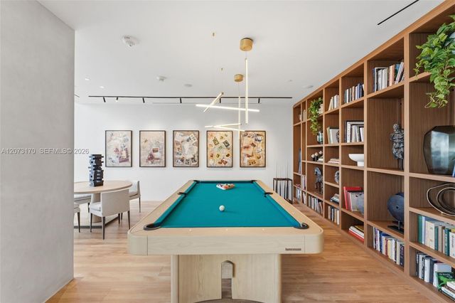 1400 Biscayne 202, Miami, FL 33132