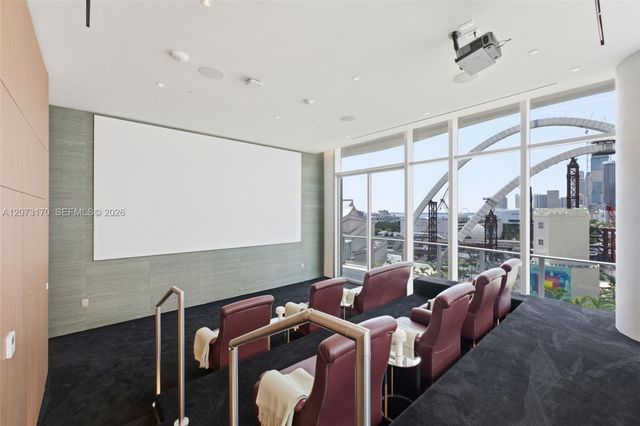 1400 Biscayne 202, Miami, FL 33132