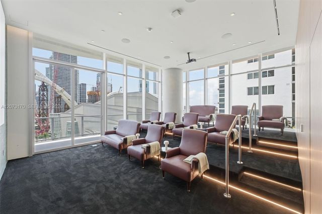 1400 Biscayne 202, Miami, FL 33132