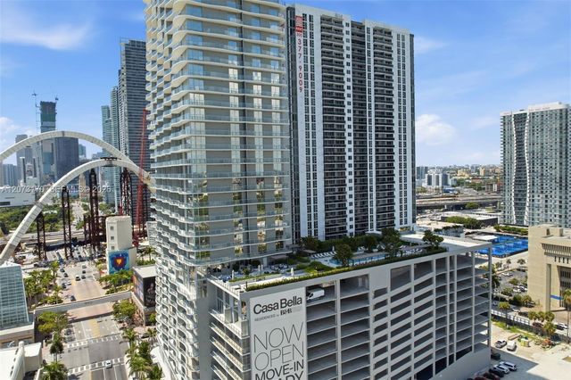1400 Biscayne 202, Miami, FL 33132