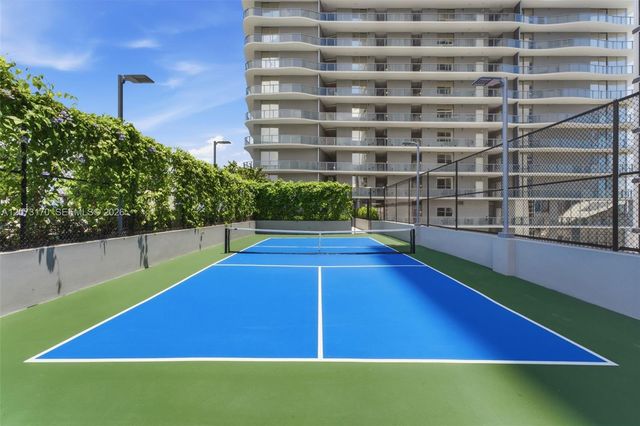 1400 Biscayne 202, Miami, FL 33132