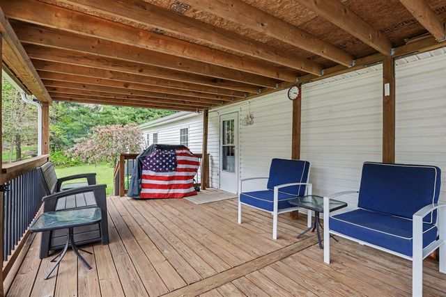 7920 10 Mile Road, Rockford, MI 49341