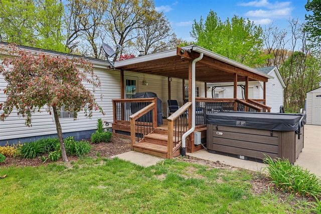 7920 10 Mile Road, Rockford, MI 49341