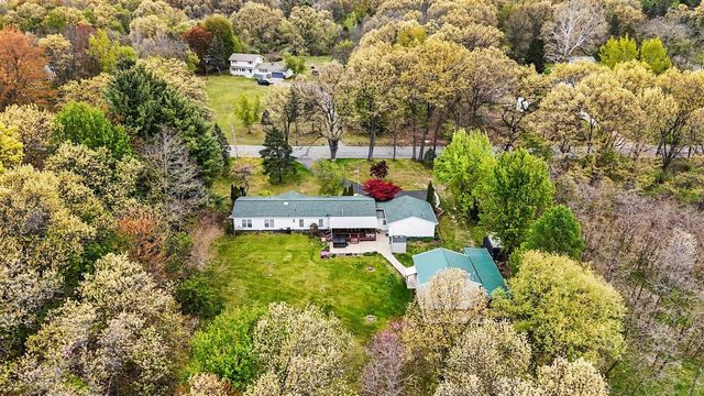 7920 10 Mile Road, Rockford, MI 49341