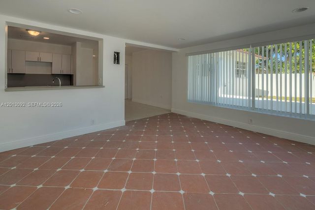 160 NW 199th St 160, Miami Gardens, FL 33169