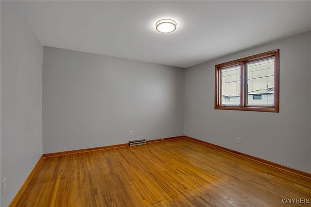 69 Jane Lane, Cheektowaga, NY 14043