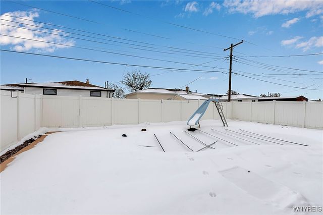 69 Jane Lane, Cheektowaga, NY 14043