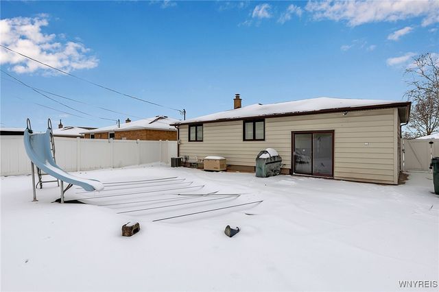 69 Jane Lane, Cheektowaga, NY 14043