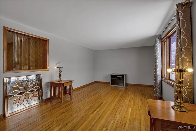 69 Jane Lane, Cheektowaga, NY 14043