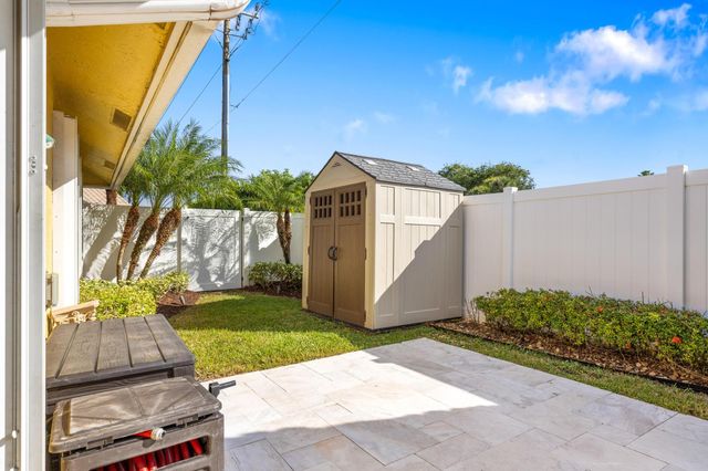 22071 Martella Avenue, Boca Raton, FL 33433
