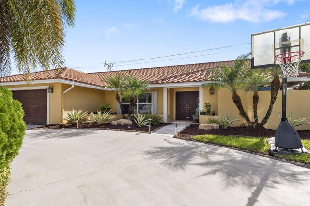 22071 Martella Avenue, Boca Raton, FL 33433