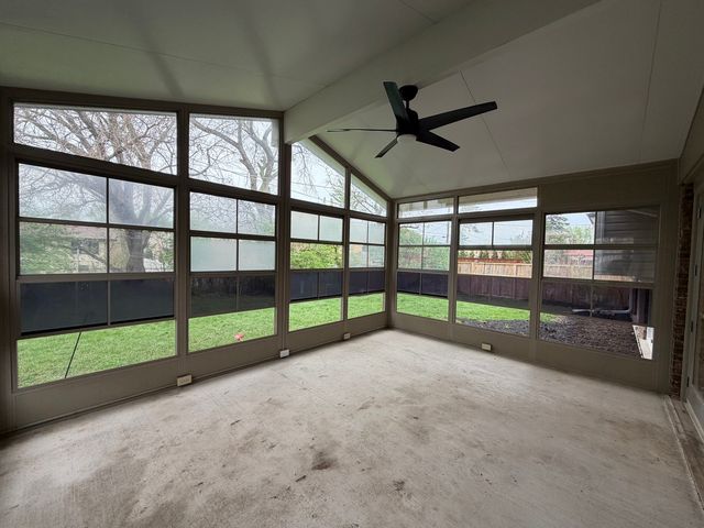 7547 Blazer Avenue, Justice, IL 60458