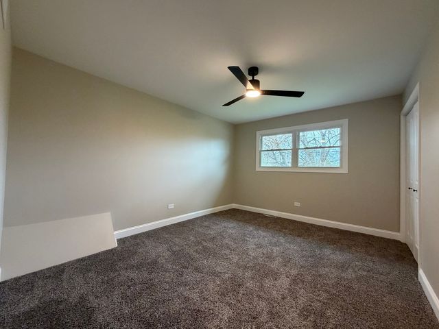 7547 Blazer Avenue, Justice, IL 60458