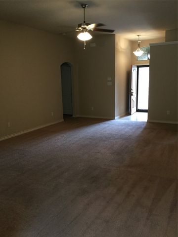 1419 Lauren Lane, Granbury, TX 76048