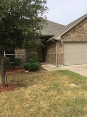 1419 Lauren Lane, Granbury, TX 76048