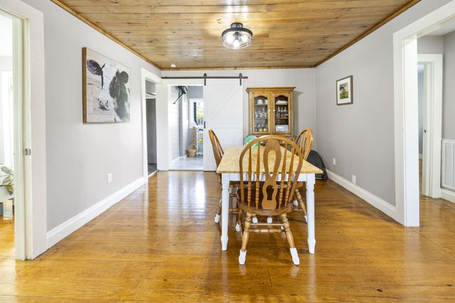905 Nicholson St, Decherd, TN 37324